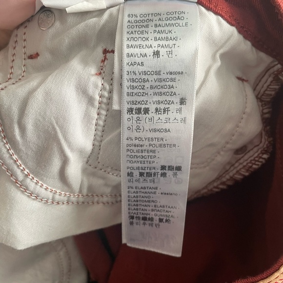 Levi's Classic Straight Leg Jeans 0028 - Picture 5 of 5